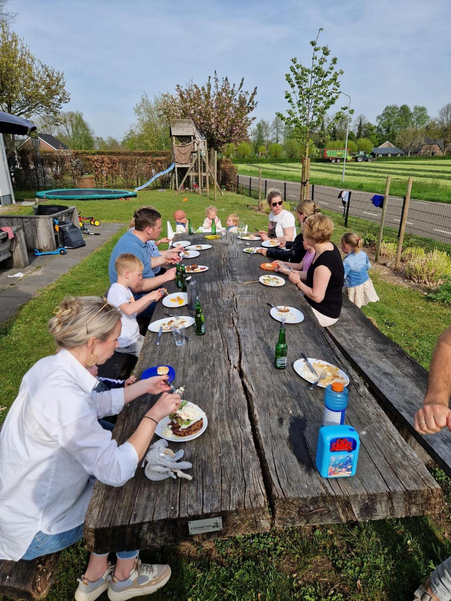 De Slaapfabriek Vakantiehuis En Trainingslocatie Teuge Exterior photo